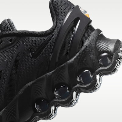 Nike Air Max Dn8 Older Kids' Shoes. Nike RO